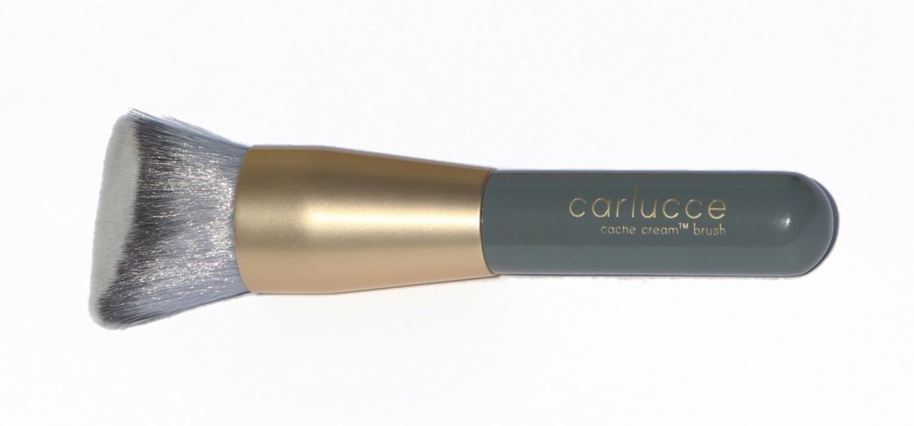 carlucce, vegan makeup brush, makeup brush, vegan